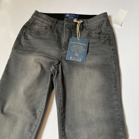 Democracy Women’s Cropped Barely Bootcut Jeans High Rise Size 2 Faded Black - Picture 10 of 16